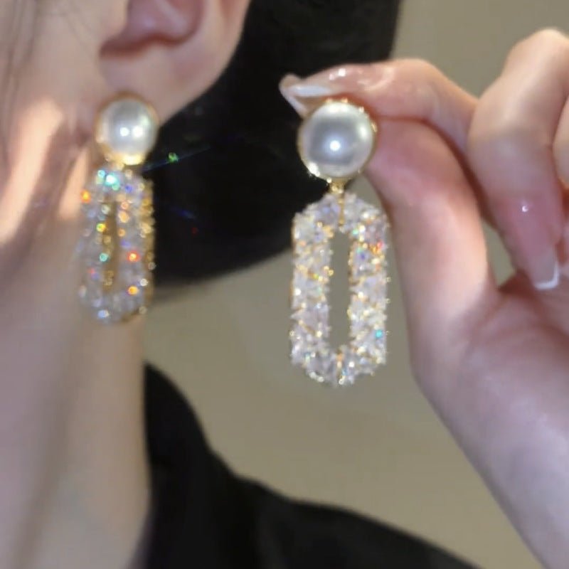 Oval Full Diamond Eardrops with Pearl Accent 💠🤍 - ZenAura