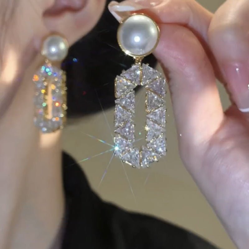 Oval Full Diamond Eardrops with Pearl Accent 💠🤍 - ZenAura